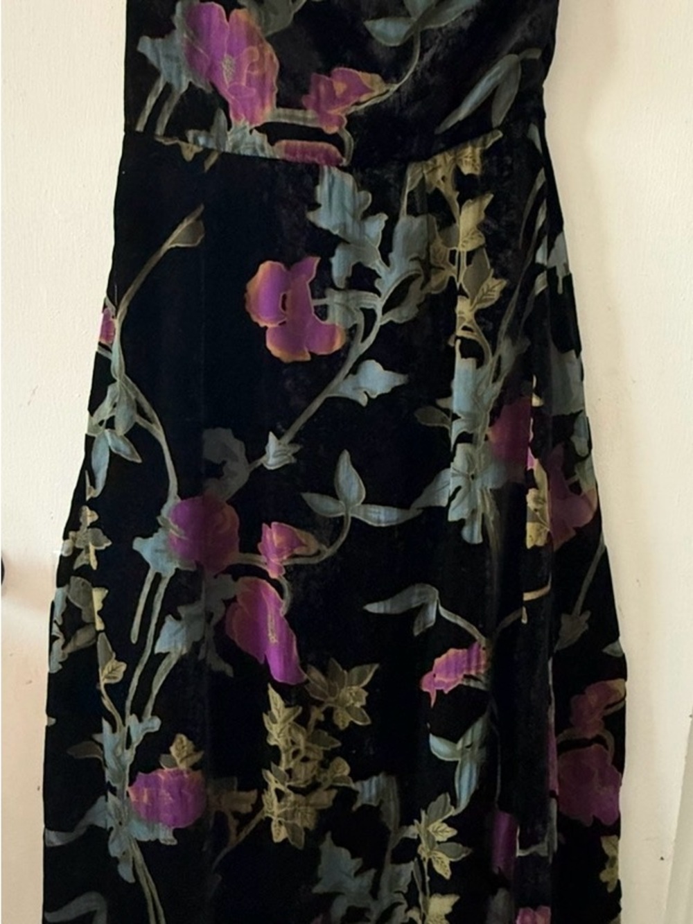 Lulu's Black Velvet Maxi Skirt with Purple & Sage Floral Print